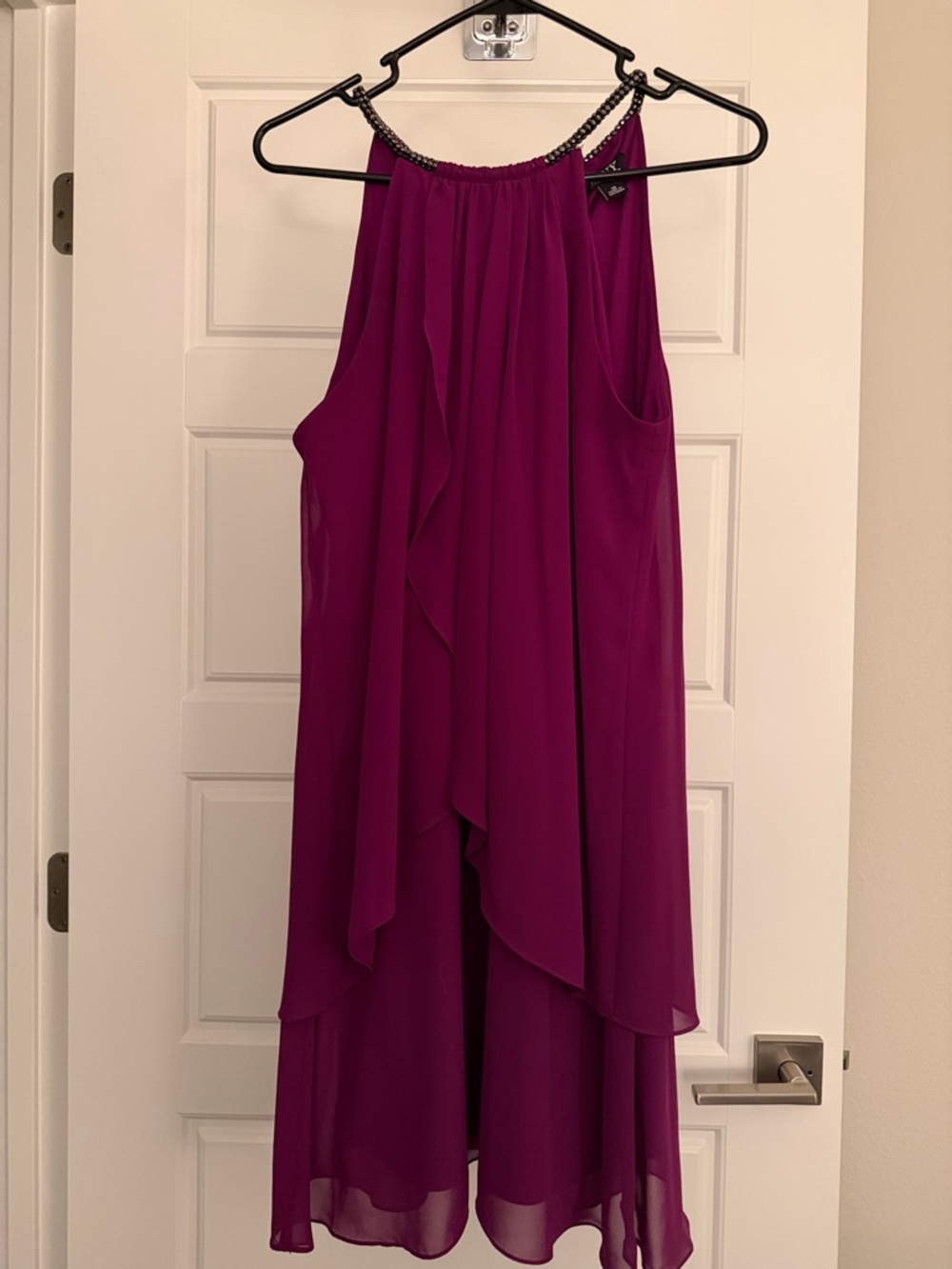 SLNY Magenta Sleeveless Evening Dress